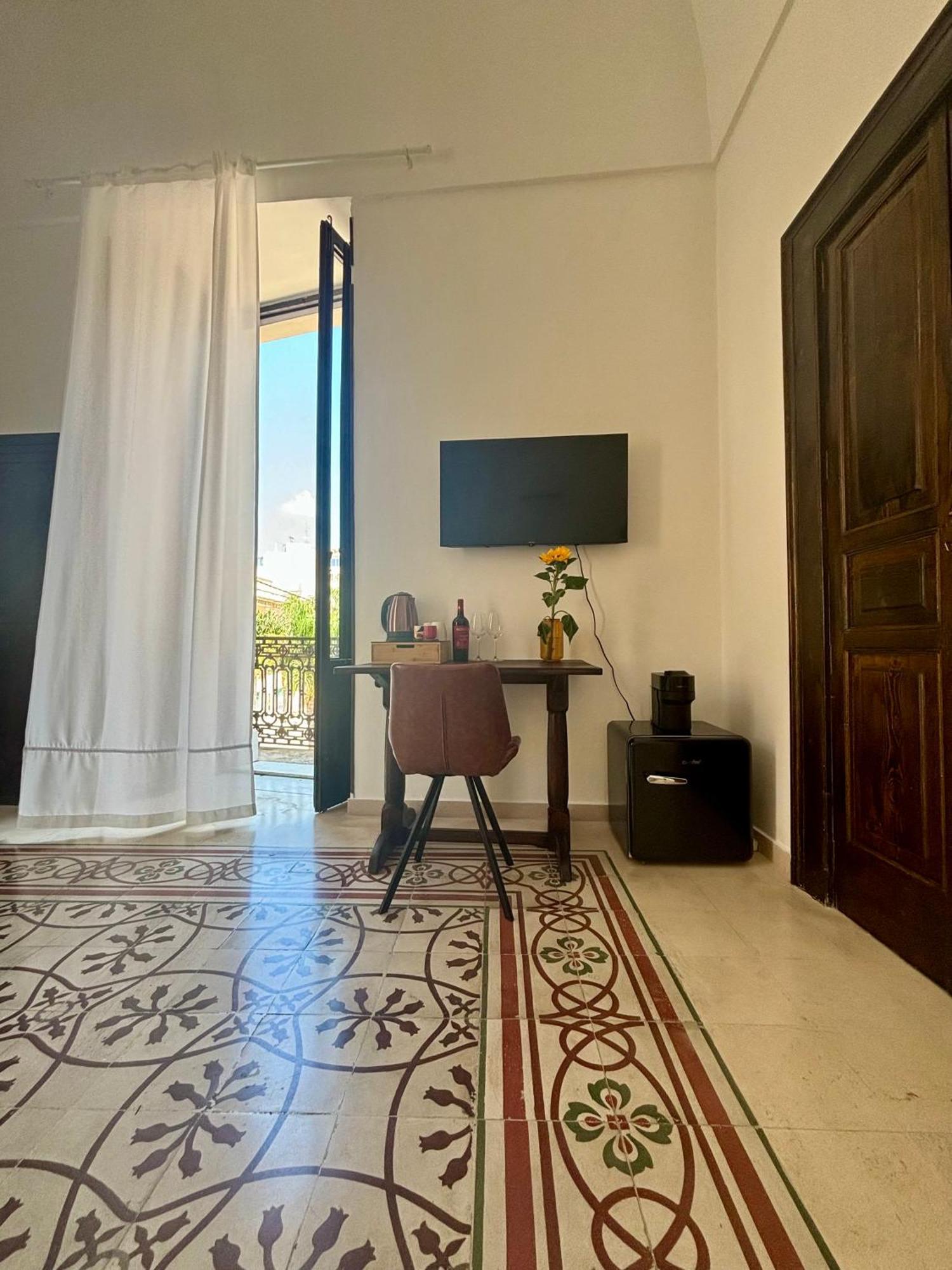 Palazzo Conserva Brindisi Luaran gambar